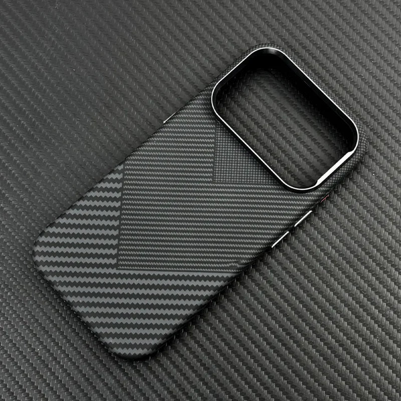 iPhone Serisi Manyetik Karbon Fiber Zırhlı Kılıf