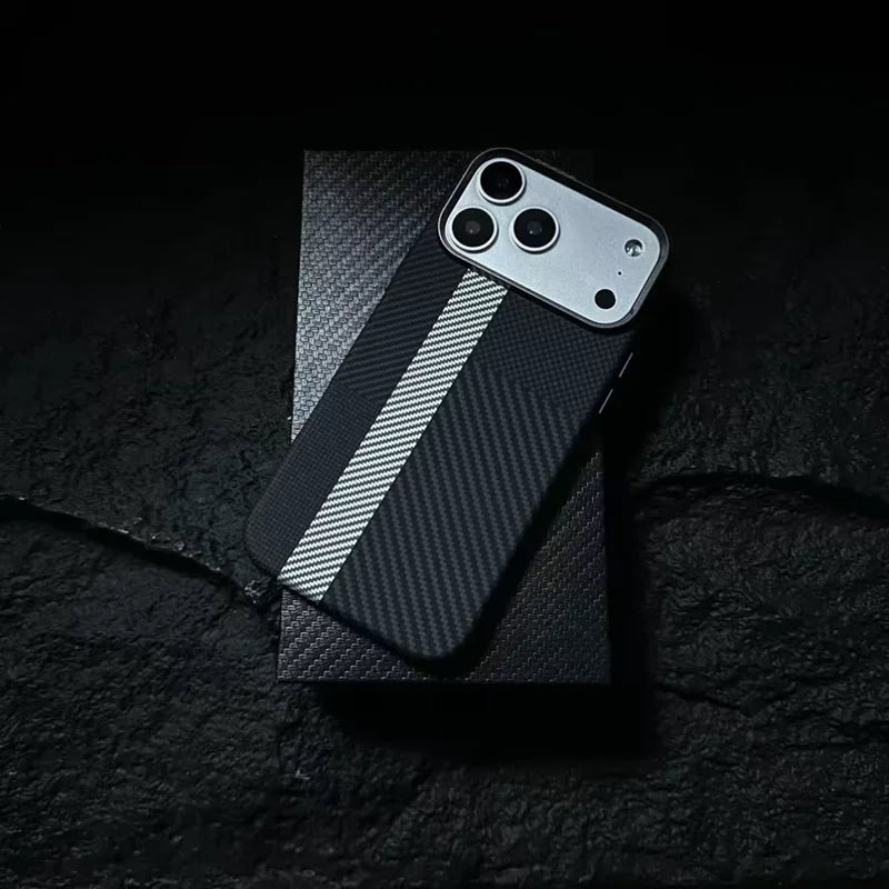 iPhone Serisi Manyetik Karbon Fiber Zırhlı Kılıf