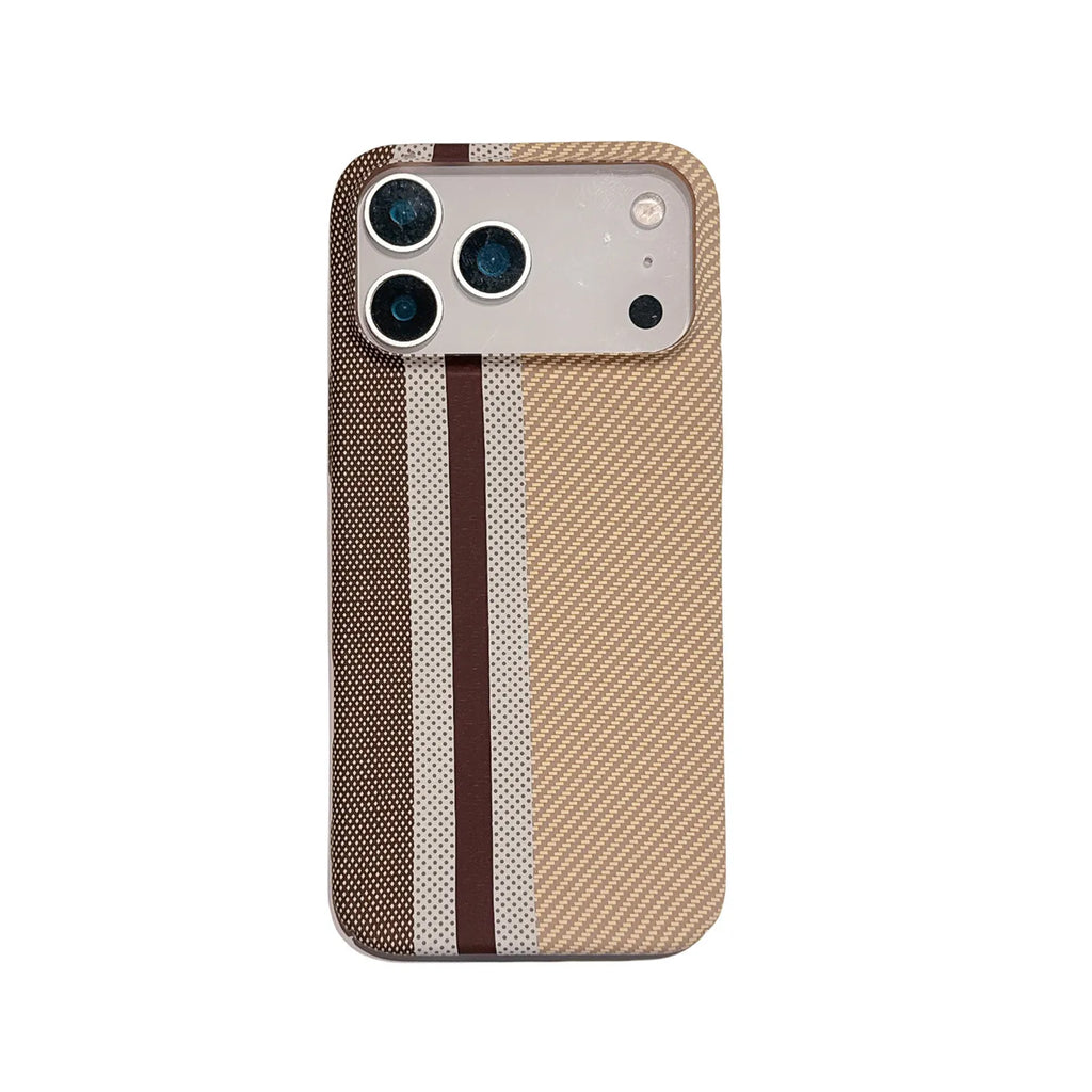 iPhone Serisi Karbon Fiber Desenli Darbe Korumalı Kılıf