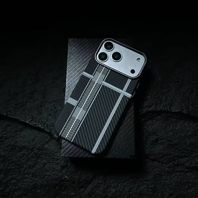 iPhone Serisi Manyetik Karbon Fiber Zırhlı Kılıf